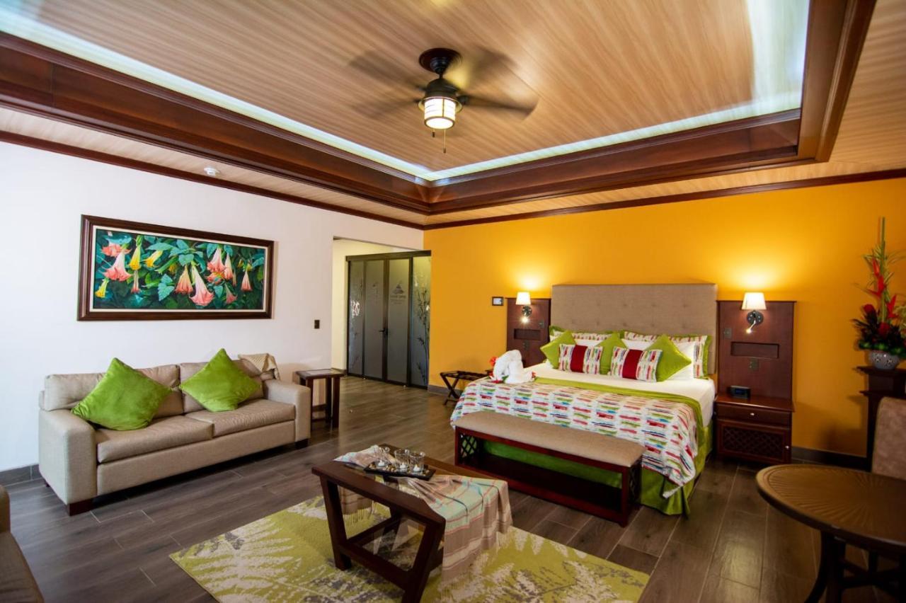 Hotel Arenal Springs Resort & Spa La Fortuna Luaran gambar Suite at Hotel Villa Bonita