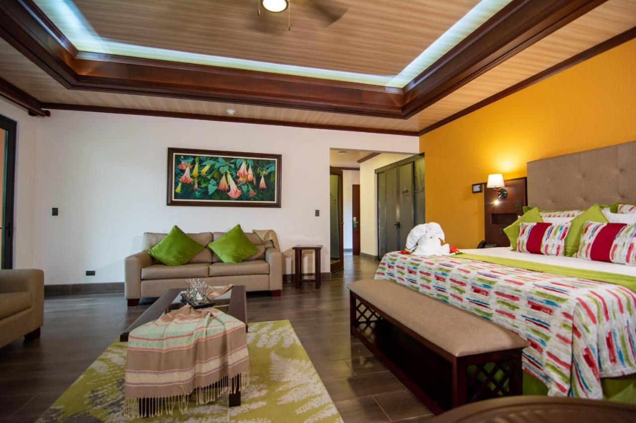 Hotel Arenal Springs Resort & Spa La Fortuna Luaran gambar A bedroom at the hotel