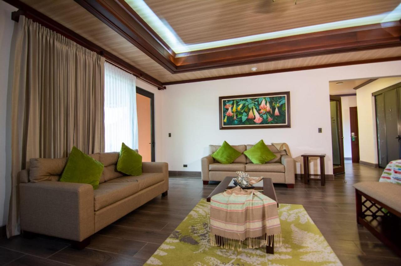 Hotel Arenal Springs Resort & Spa La Fortuna Luaran gambar Living room
