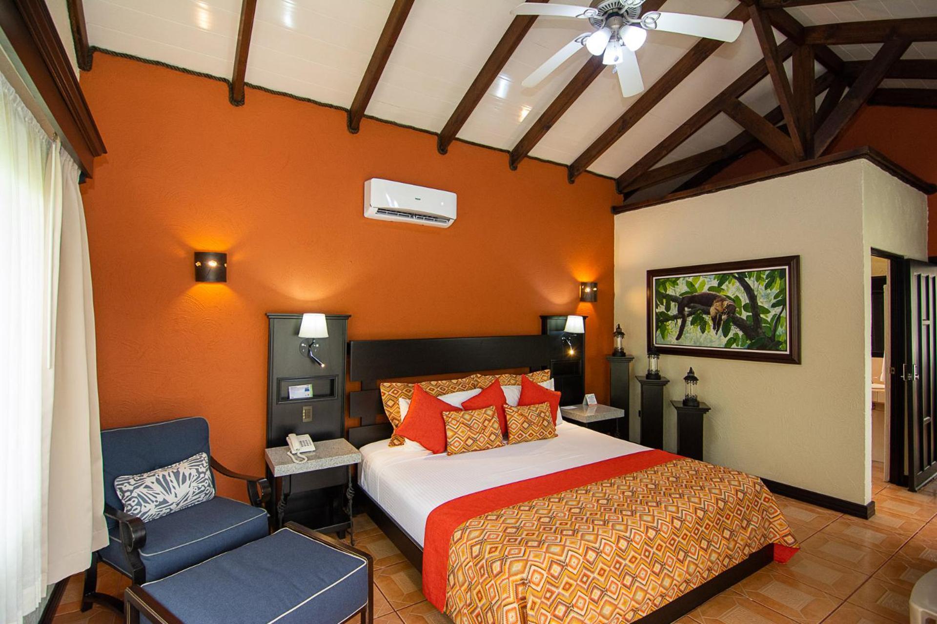 Hotel Arenal Springs Resort & Spa La Fortuna Luaran gambar A bedroom at the resort