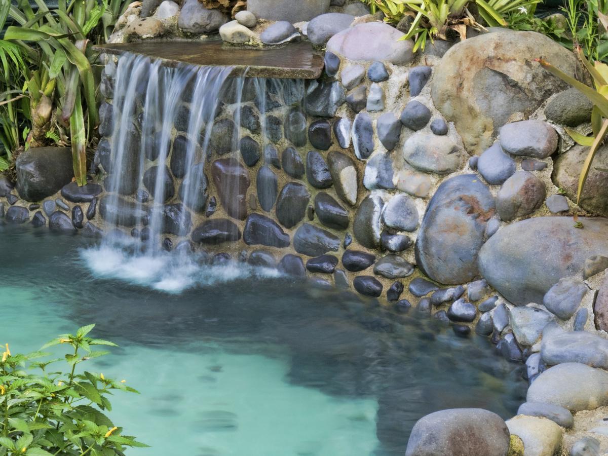 Hotel Arenal Springs Resort & Spa La Fortuna Luaran gambar Hot springs in Baños, Ecuador